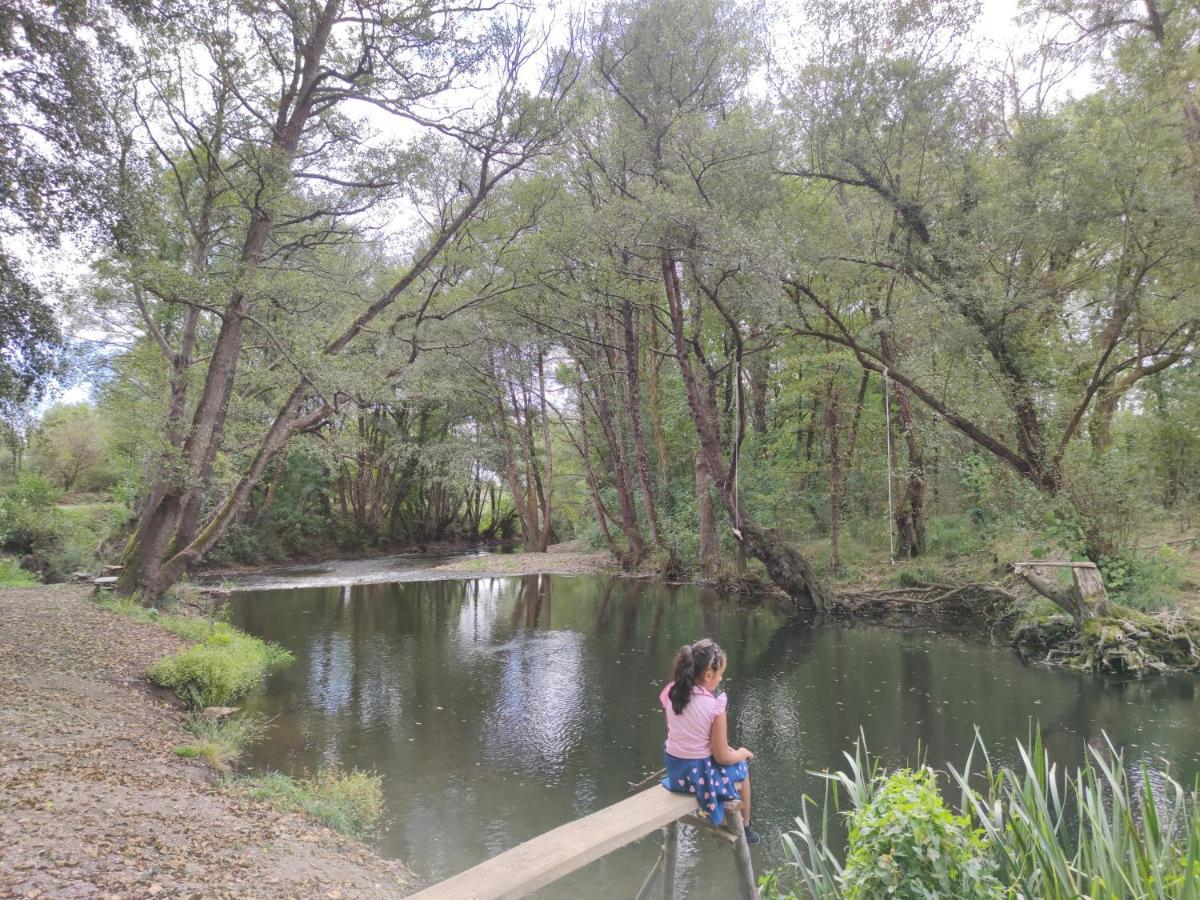 Casita Junto Al Rio En Un Entorno Natural Monforte De Lemos Esterno foto